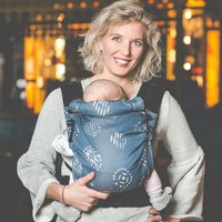 baby sling or baby carrier