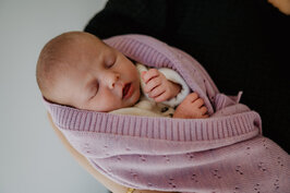 Pink - Merino wool baby blanket 80x100 cm - knitted